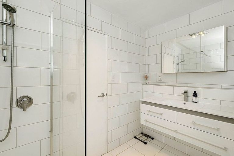 Photo of property in 1/7 Ringwood Place, Avonhead, Christchurch, 8042