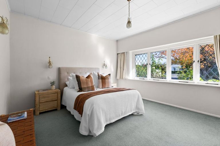 Photo of property in 112 Davis Street, Saint Leonards, Hastings, 4120