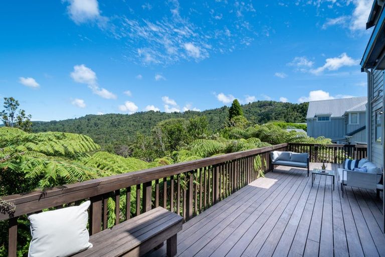 Photo of property in 1034 Scenic Drive North, Swanson, Auckland, 0816
