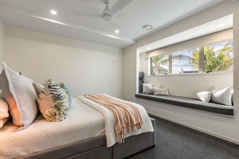 Photo of property in 27 Hemi Street, Narrow Neck, Auckland, 0622