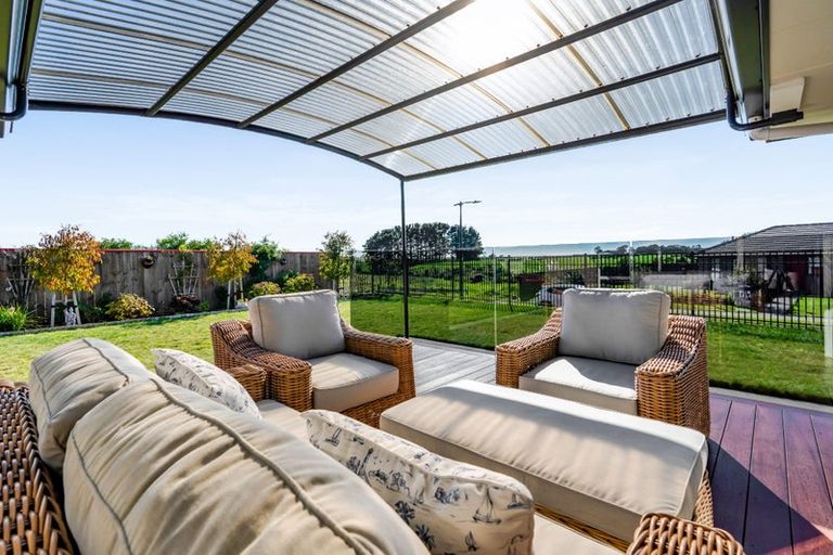 Photo of property in 39 Papawhero Drive, Bell Block, New Plymouth, 4312