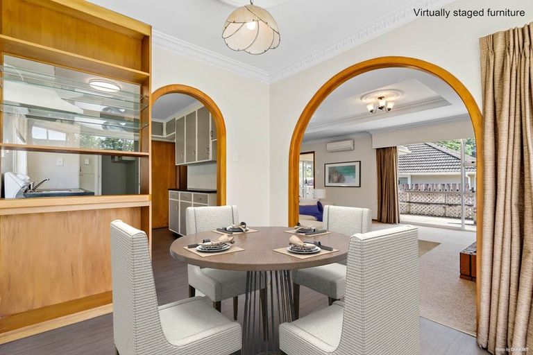 Photo of property in 3 Henderson Valley Road, Henderson, Auckland, 0612