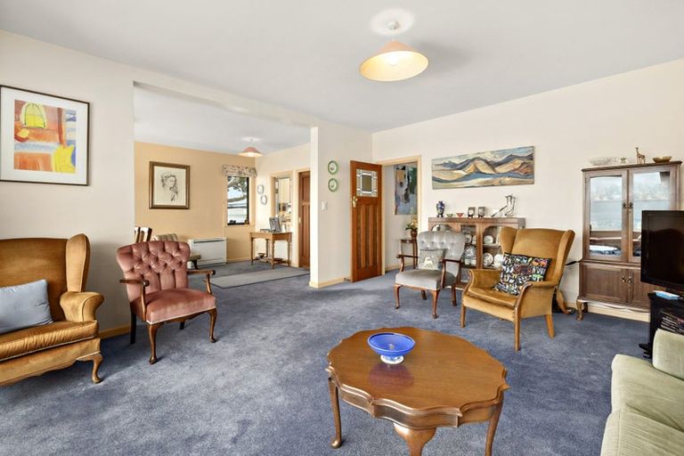 Photo of property in 26 Harbour View Road, Northland, Wellington, 6012