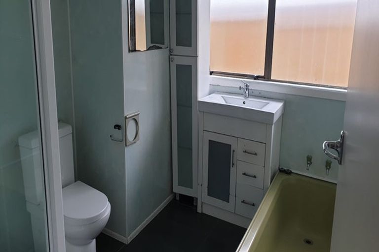 Photo of property in 59 Moore Street, Hillcrest, Auckland, 0627