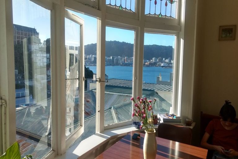 Photo of property in 5/20 Hay Street, Oriental Bay, Wellington, 6011