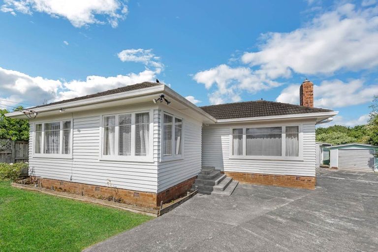 Photo of property in 16 Bruce Place, Papatoetoe, Auckland, 2025