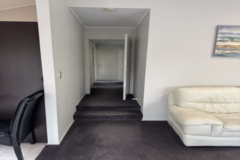 Photo of property in 32a Bayview Road, Bayview, Auckland, 0629