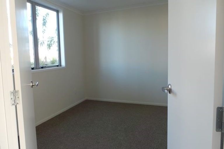 Photo of property in 46 Buckley Avenue, Hobsonville, Auckland, 0616