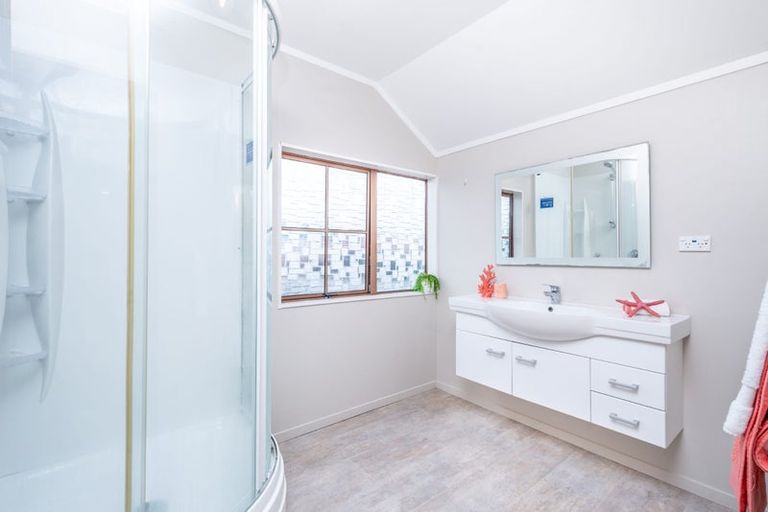 Photo of property in 4b Earp Street, Johnsonville, Wellington, 6037