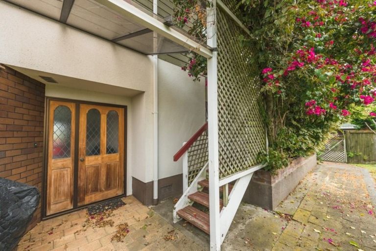 Photo of property in 5 Grey Street, College Estate, Whanganui, 4500