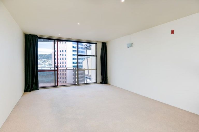 Photo of property in Sirocco Apartments, 603/8 Church Street, Wellington Central, Wellington, 6011