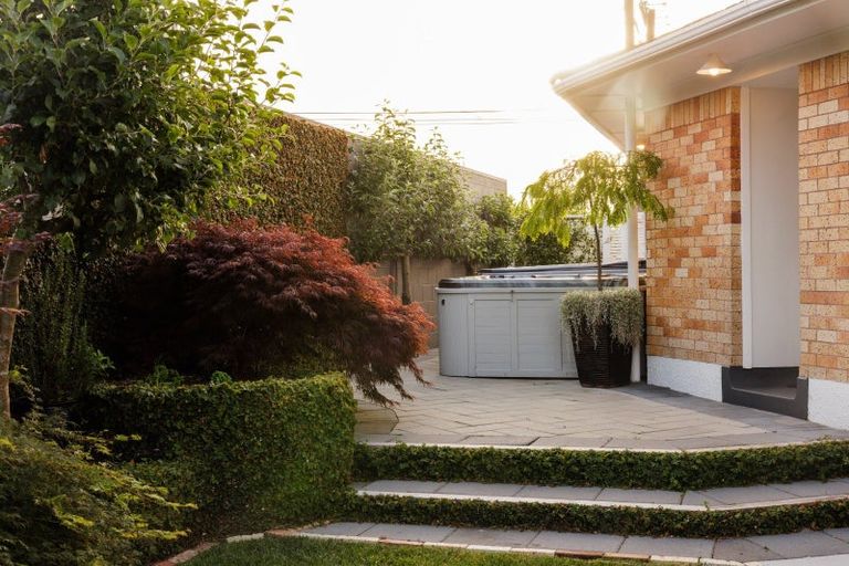 Photo of property in 43 Berkley Avenue, Hillcrest, Hamilton, 3216