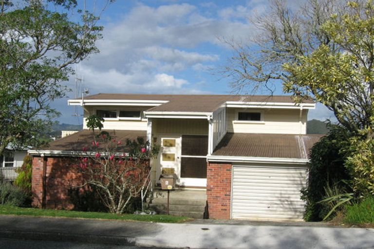 Photo of property in 6 Hoey Street, Te Kamo, Whangarei, 0112