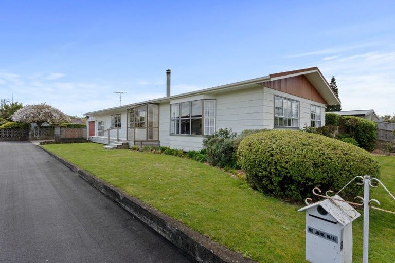 Photo of property in 8 Cambridge Street, Pahiatua, 4910