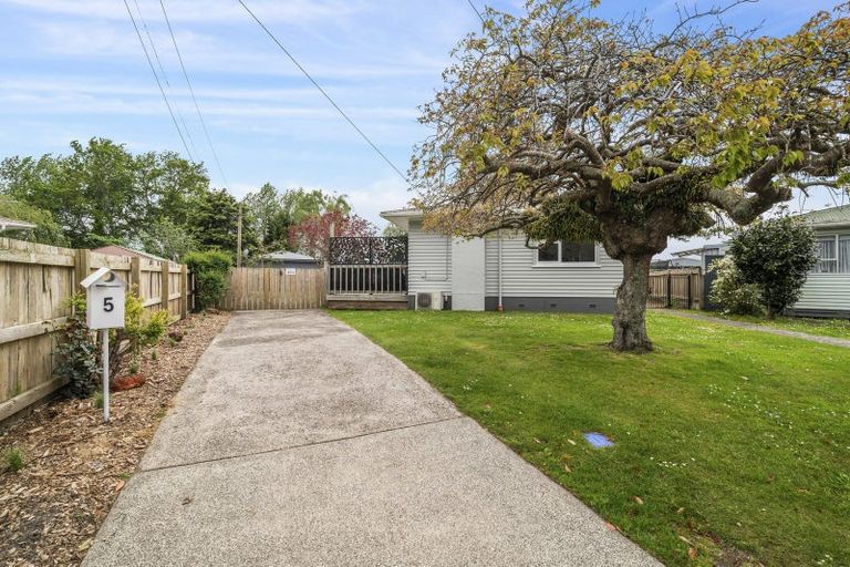 Photo of property in 5 Jarmey Place, Mangakakahi, Rotorua, 3015