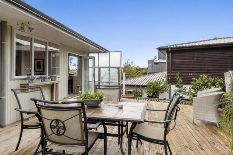 Photo of property in 3 Woodstock Road, Fairfield, Hamilton, 3214