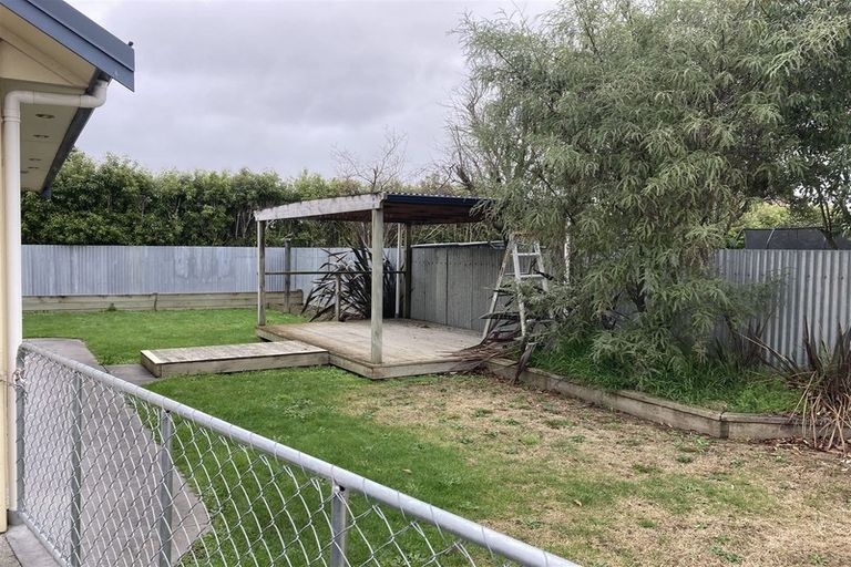 Photo of property in 14 Moore Crescent, Carterton, 5713