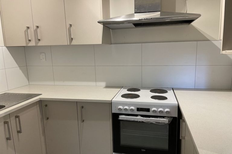 Photo of property in 18 Newstead Avenue, Browns Bay, Auckland, 0632