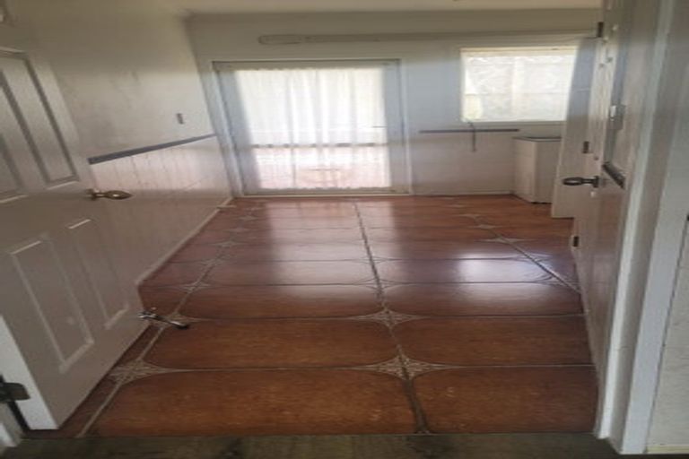 Photo of property in 32 Middlefield Drive, East Tamaki Heights, Auckland, 2016