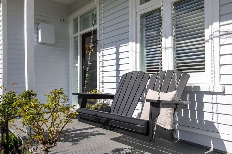 Photo of property in 15 Herbert Street, Waimate, 7924