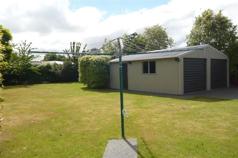 Photo of property in 39 Carruthers Street, Ilam, Christchurch, 8041