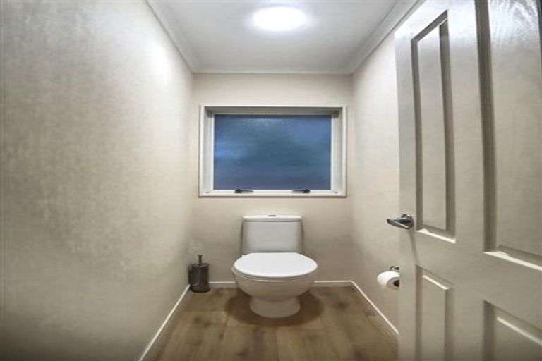 Photo of property in 9 Crestview Place, Browns Bay, Auckland, 0630