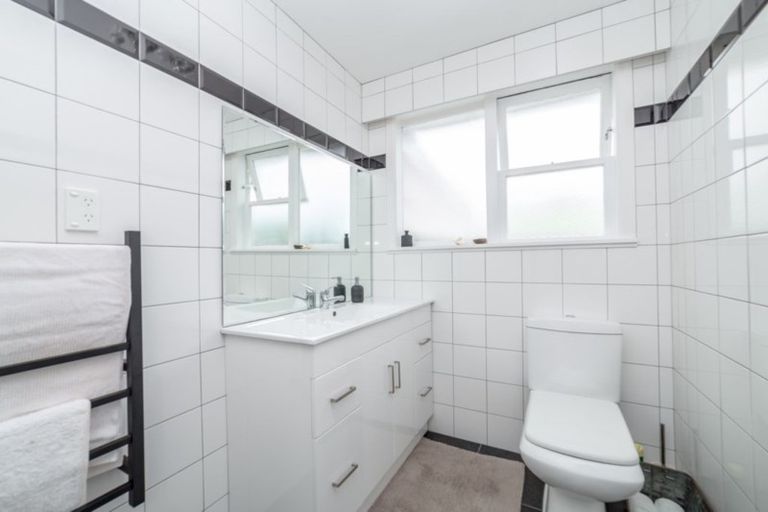 Photo of property in 29 Wallace Street, Featherston, 5710