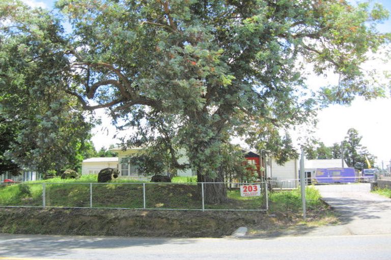 Photo of property in 203 Mill Road, Bombay, 2675