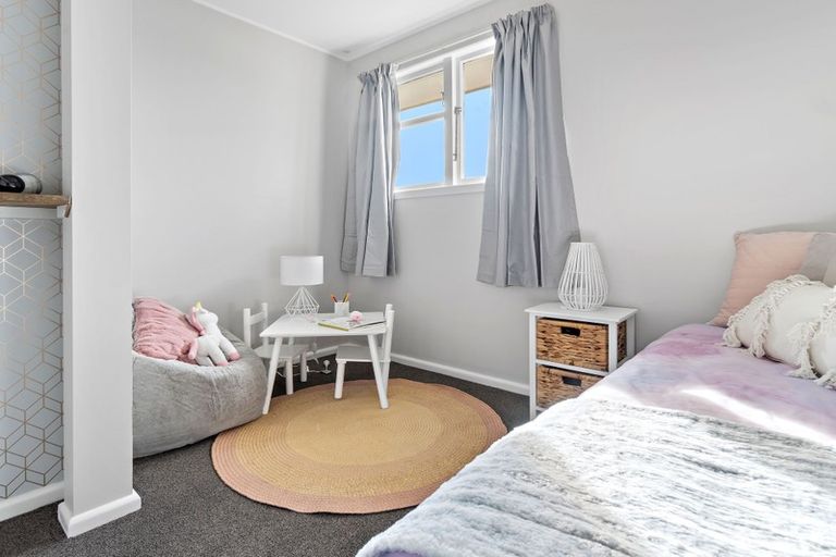 Photo of property in 336 Waterloo Road, Islington, Christchurch, 8042