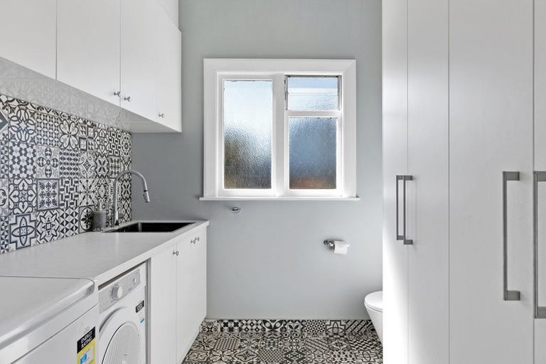 Photo of property in 30 Forbes Street, Sydenham, Christchurch, 8023