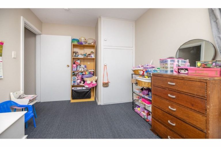 Photo of property in 1/41 Oldwood Street, Bishopdale, Christchurch, 8053