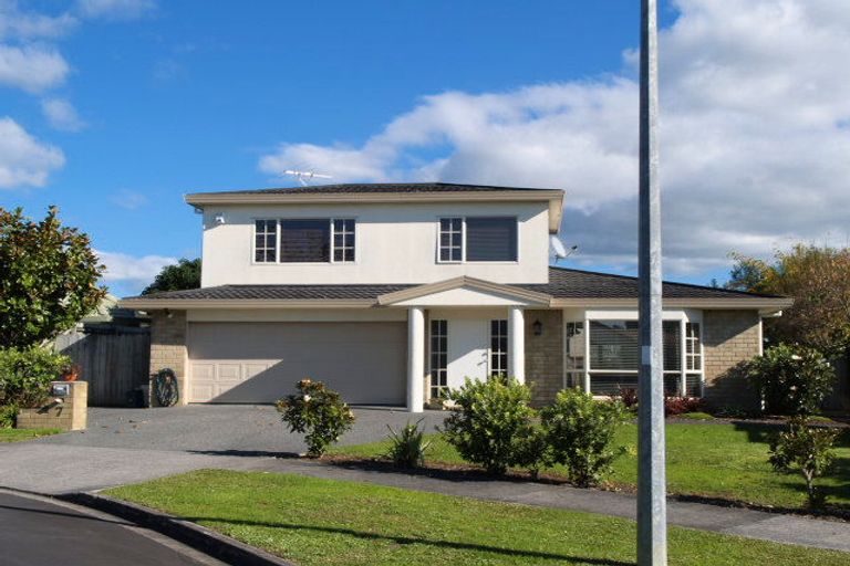 Photo of property in 7 Ravensdale Rise, Northpark, Auckland, 2013