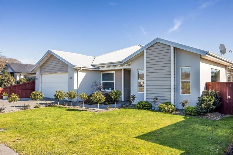 Photo of property in 24 Hyde Place, Halswell, Christchurch, 8025