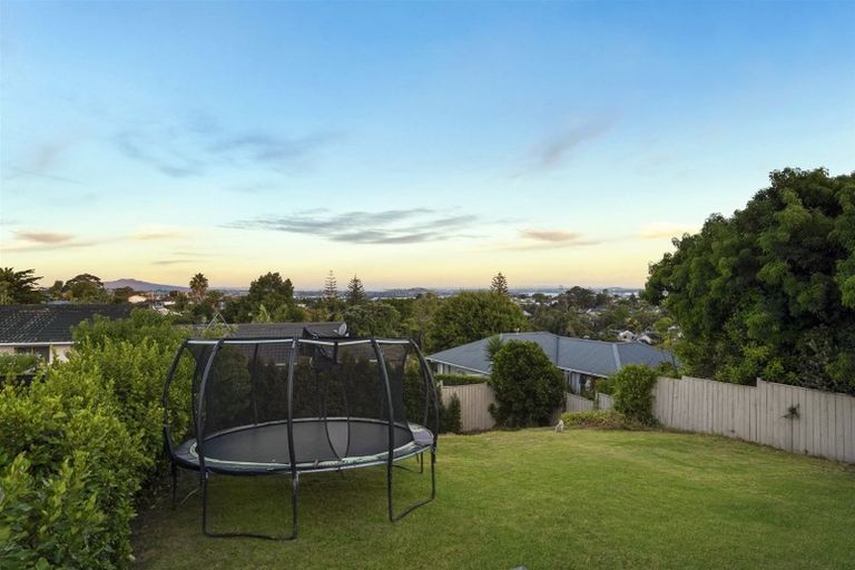 Photo of property in 161 Birkenhead Avenue, Birkenhead, Auckland, 0626