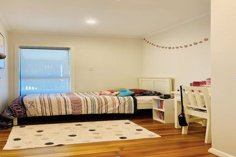 Photo of property in 36 Kirkbride Road, Mangere Bridge, Auckland, 2022