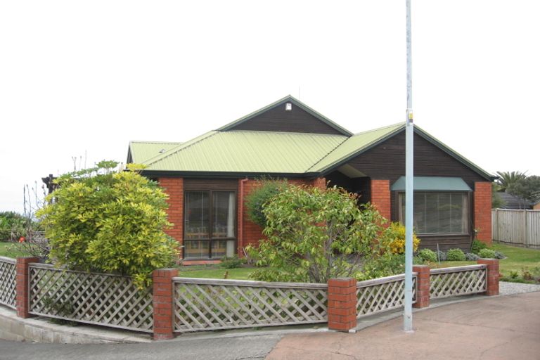 Photo of property in 19 Ormond Road, Hospital Hill, Napier, 4110