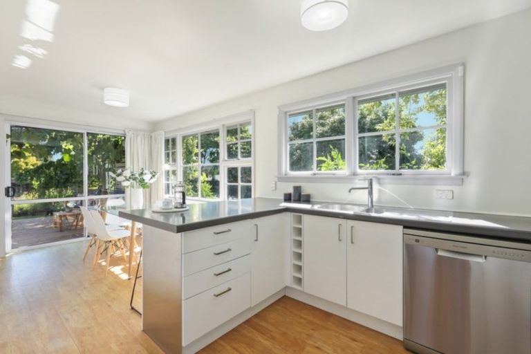 Photo of property in 16 Fusilier Street, Hoon Hay, Christchurch, 8025