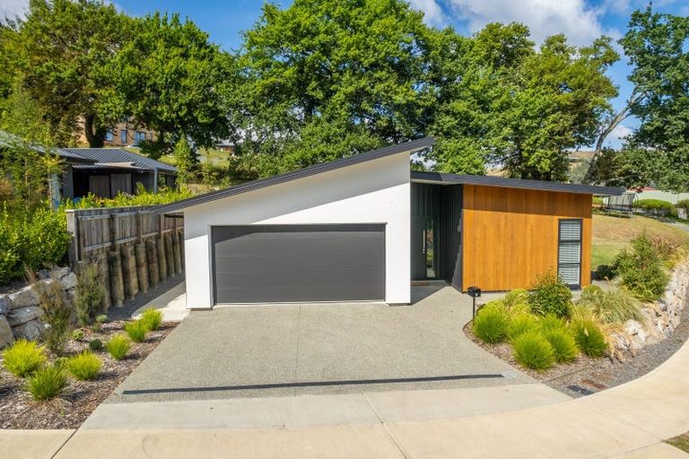 Photo of property in 2 Grampian Oaks Lane, Nelson South, Nelson, 7010