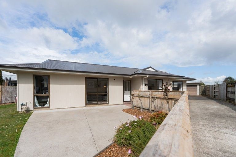 Photo of property in 7 Cargill Grove, Kelvin Grove, Palmerston North, 4414