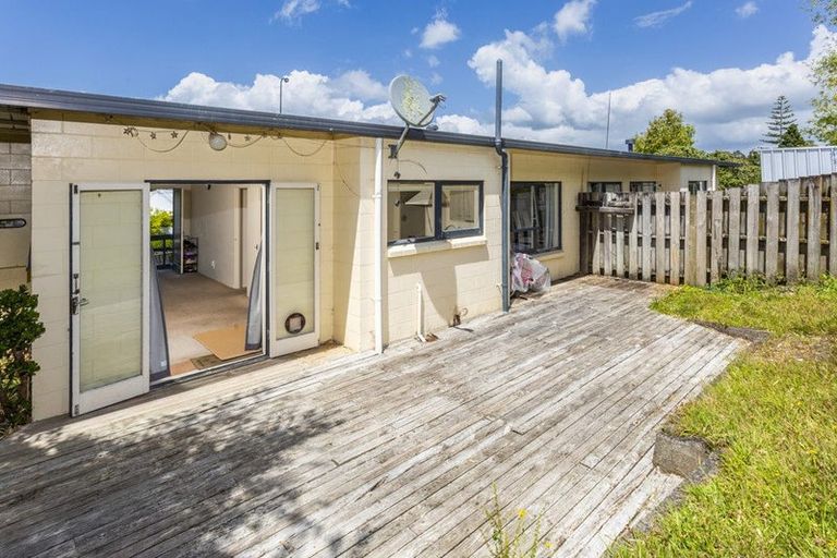 Photo of property in 25 Kenmure Avenue, Forrest Hill, Auckland, 0620
