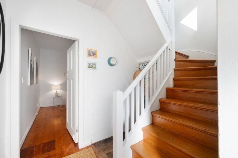 Photo of property in 20 Jackson Street, Island Bay, Wellington, 6023