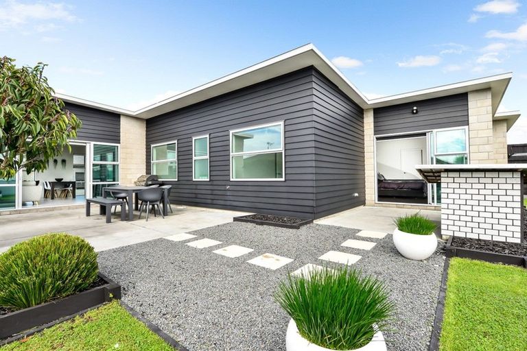 Photo of property in 112 Te Huia Drive, Flagstaff, Hamilton, 3210