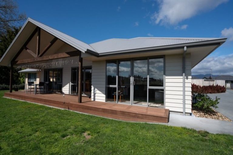 Photo of property in 16 Nolan Place, Katikati, 3129