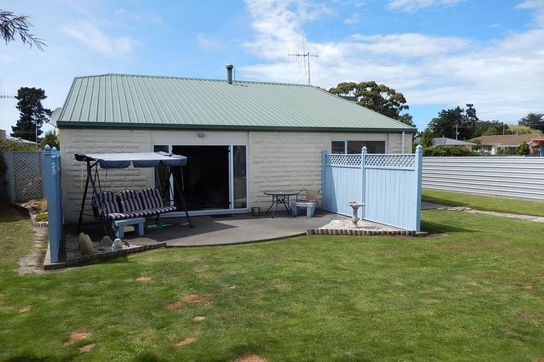 Photo of property in 17 Doon Street, Oamaru North, Oamaru, 9400