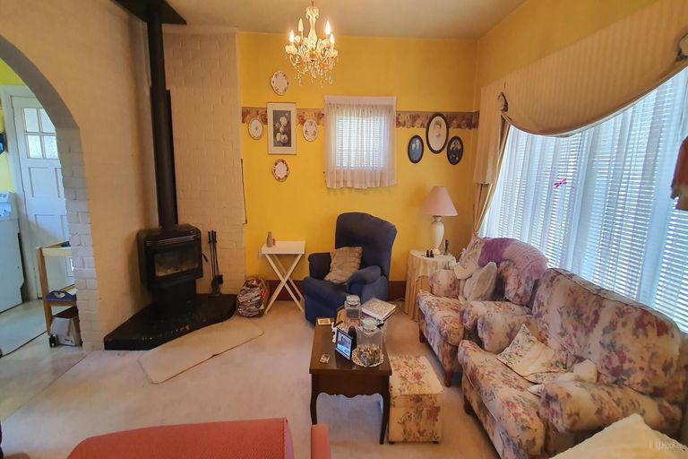 Photo of property in 29 Manse Street, Waimate, 7924