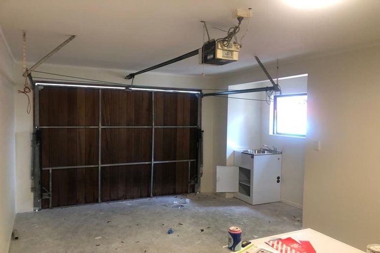 Photo of property in 43a Forrest Hill Road, Milford, Auckland, 0620