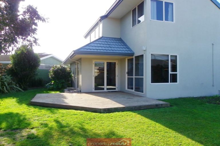 Photo of property in 33 Veitches Road, Casebrook, Christchurch, 8051