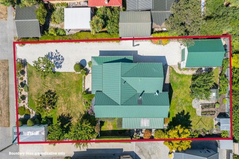 Photo of property in 20 Donegal Street, Cromwell, 9310