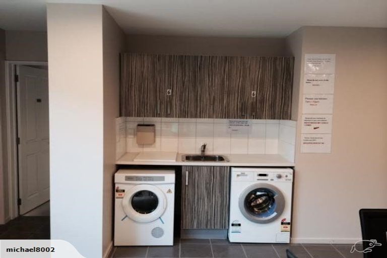 Photo of property in 98 Rattray Street, Riccarton, Christchurch, 8041