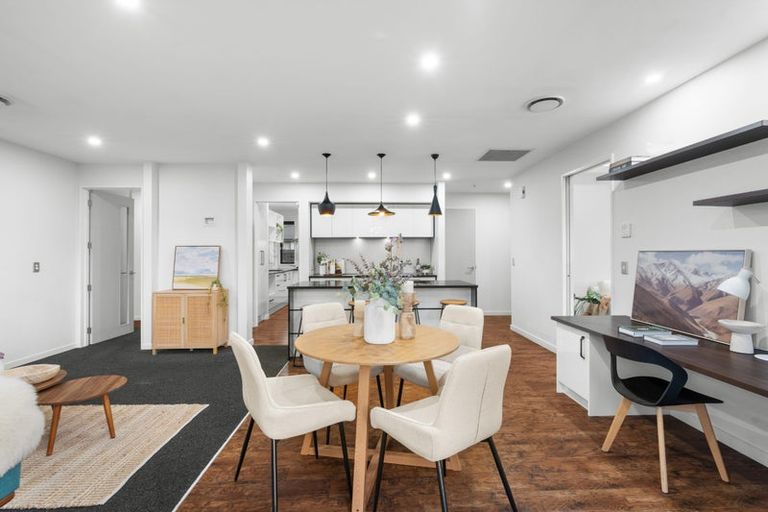 Photo of property in 4 Schofield Lane, Hornby, Christchurch, 8025